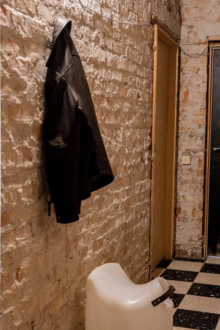 ZEER CENTRAAL GELEGEN UNIEK APPARTEMENT/HANDELSPAND TE OOSTENDE foto 9