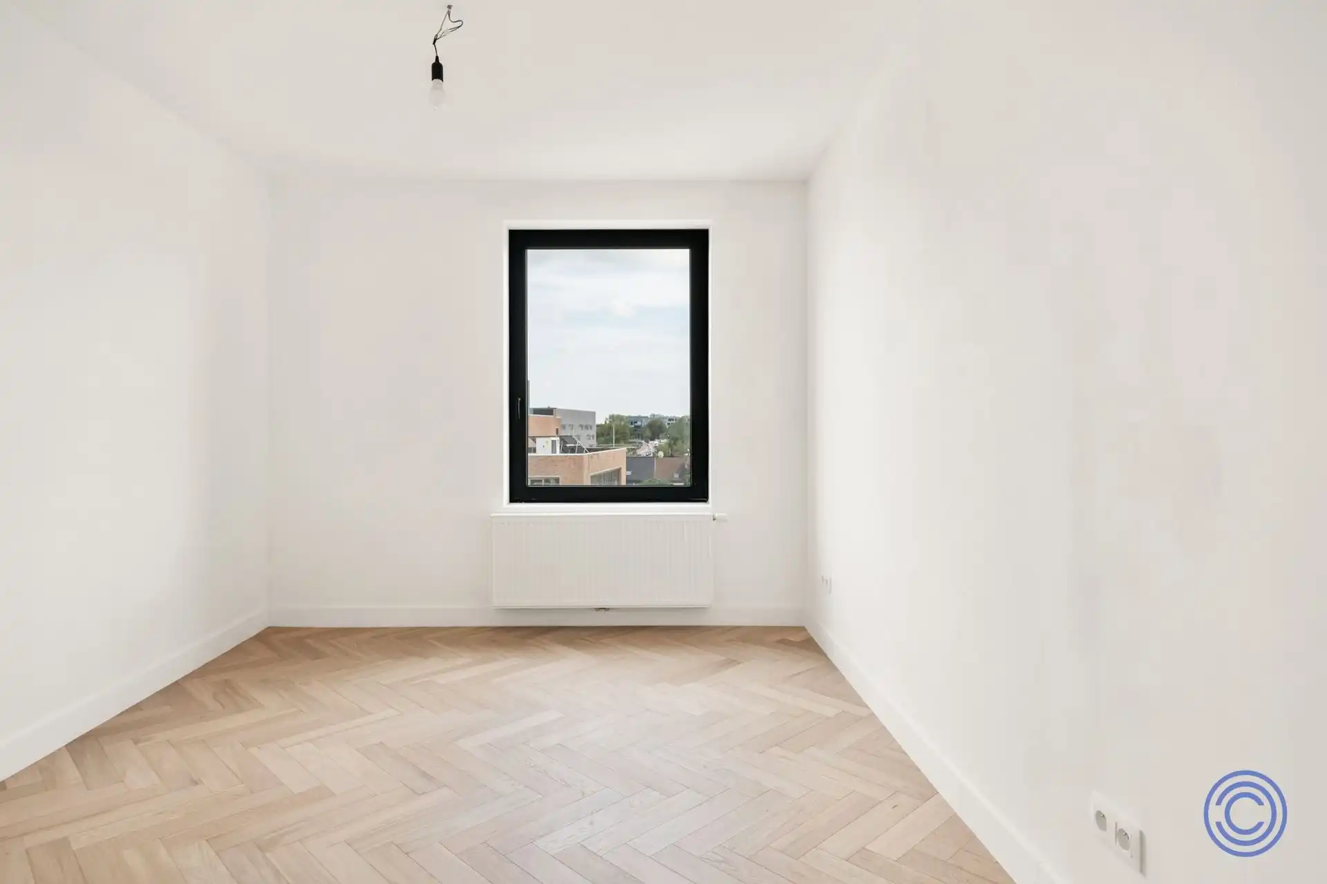 Stijlvolle duplex met zonnig dakterras in Berchem! foto 8