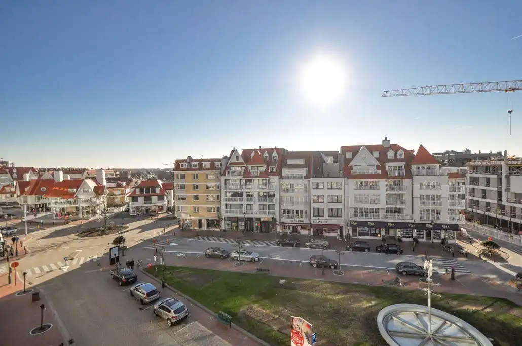 Mooi gemeubeld appartement op het Driehoeksplein foto 4