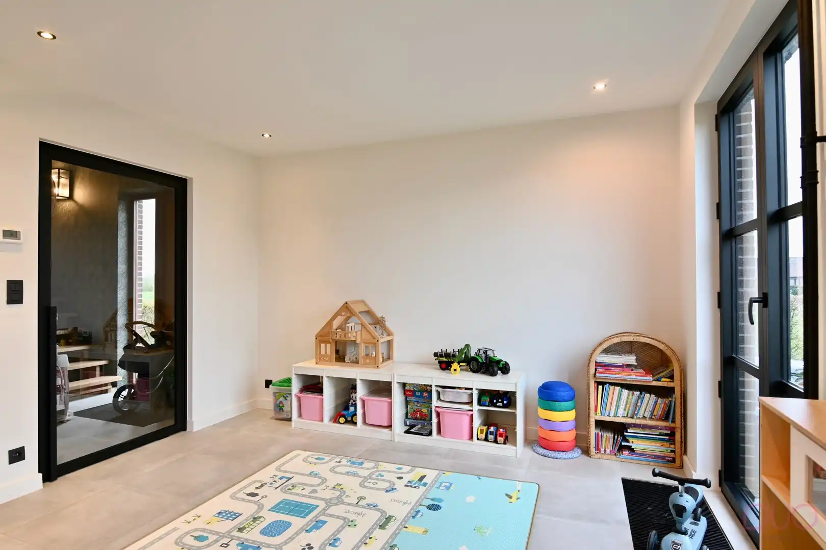 Gerenoveerd halfopen bebouwing op een prachtig perceel van 1h39a60ca inclusief weilanden foto 11