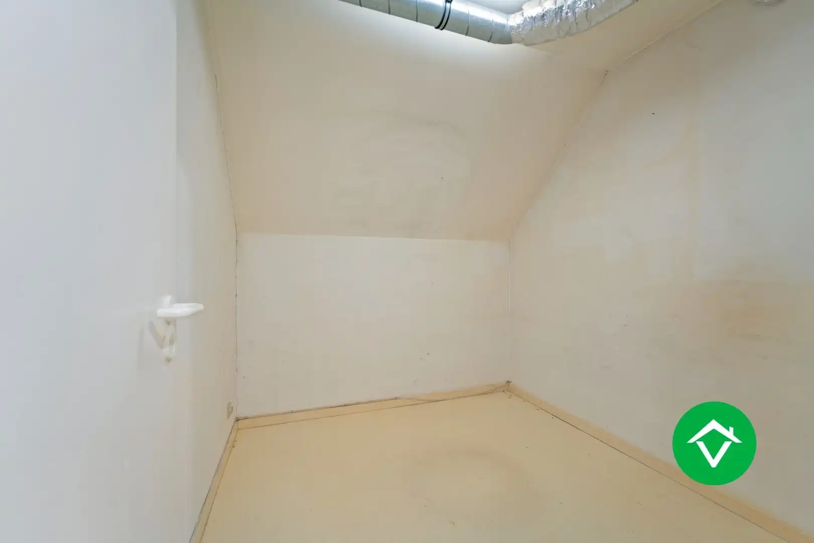 Appartement met 3 slaapkamers in het centrum van Koekelare foto 19