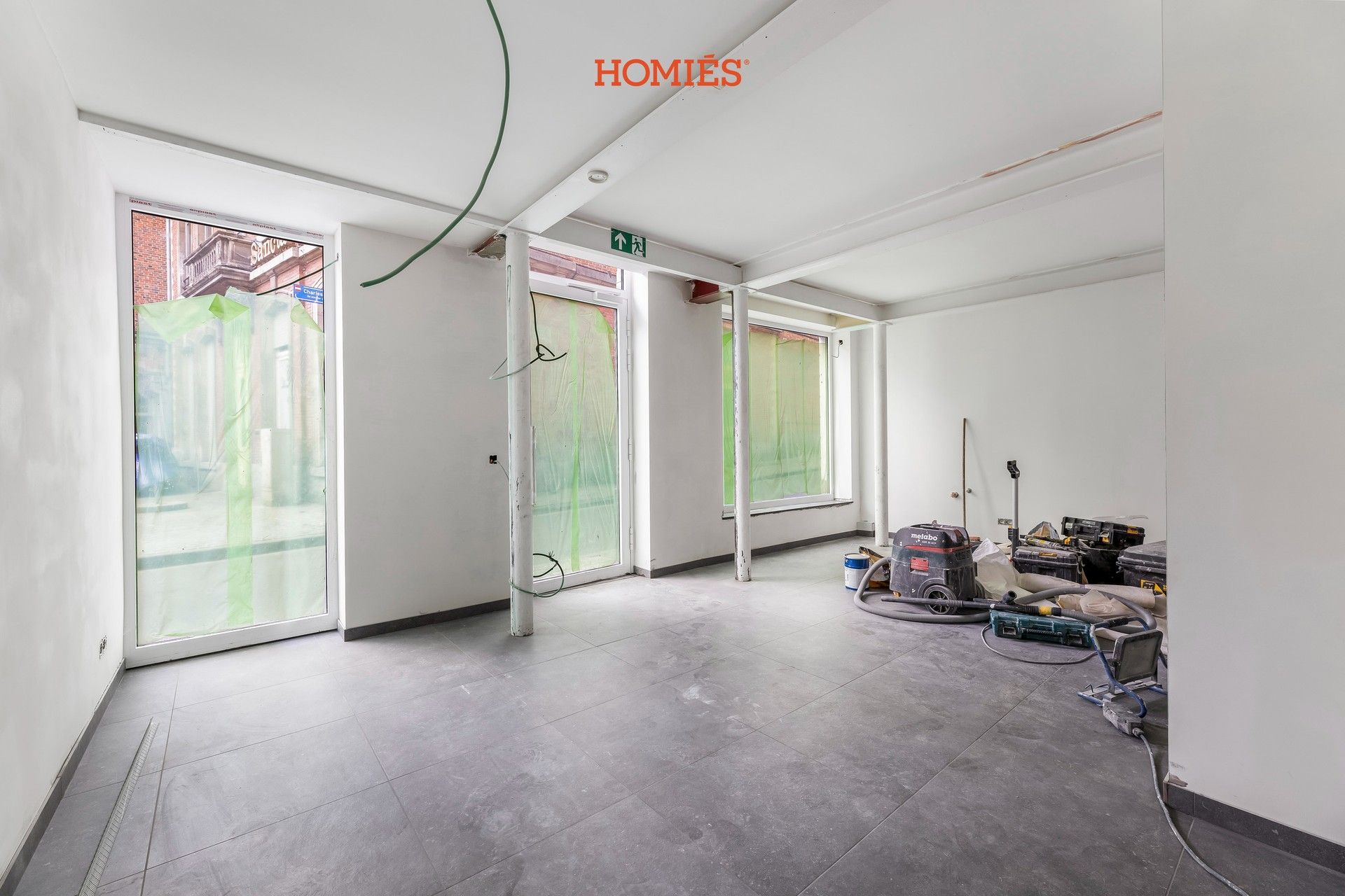 Handelspand op toplocatie met veel visibiliteit foto 3