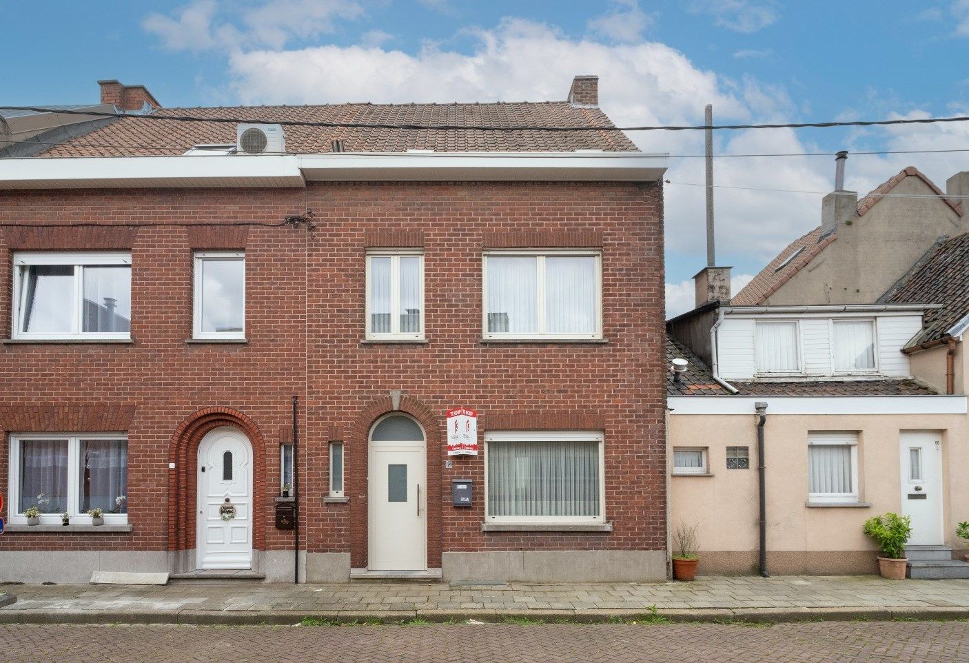 Woning met mogelijkheid 4 slaapkamers op rustige ligging foto 1