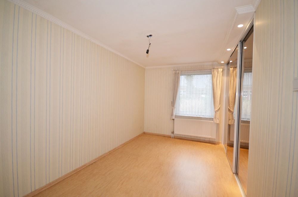 CENTRAAL GELEGEN PAND MET VELE MOGELIJKHEDEN IN HET CENTRUM VAN HECHTEL! foto 17