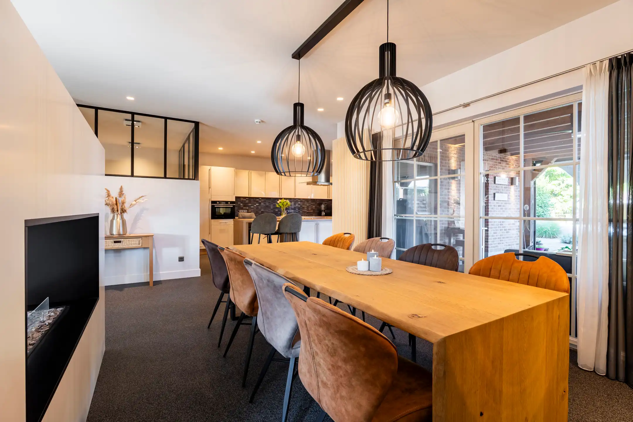 Instapklare en bijzonder verzorgde villa met 4 slaapkamers, 2 badkamers in Ravels foto 9
