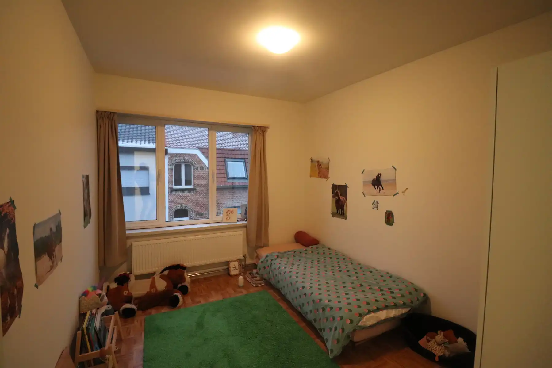 Stadswoning met 3 slaapkamers en tuin. foto 10