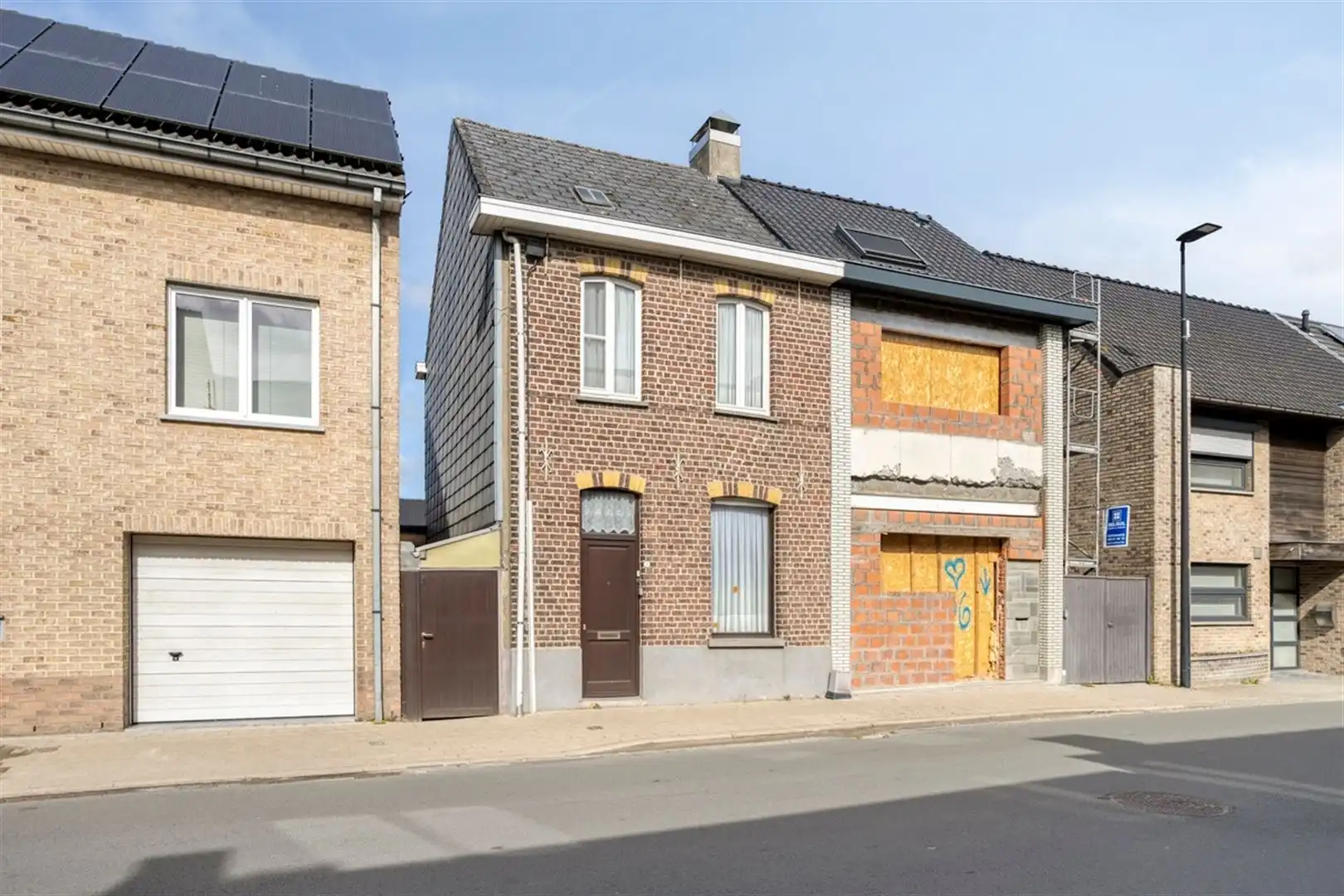 te renoveren woning met tuin foto 3