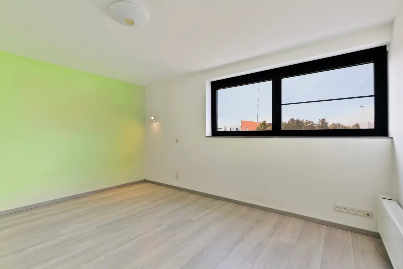 EEN WONING MET KARAKTER,  KLAAR OM TE SCHITTEREN ! foto 27