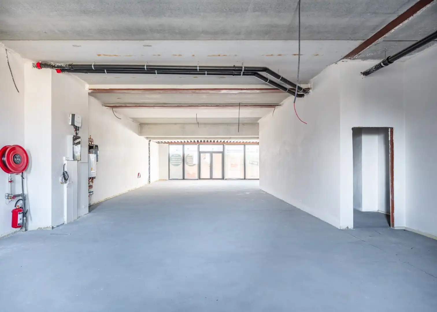 Beach Avenue - Handelspand foto 3