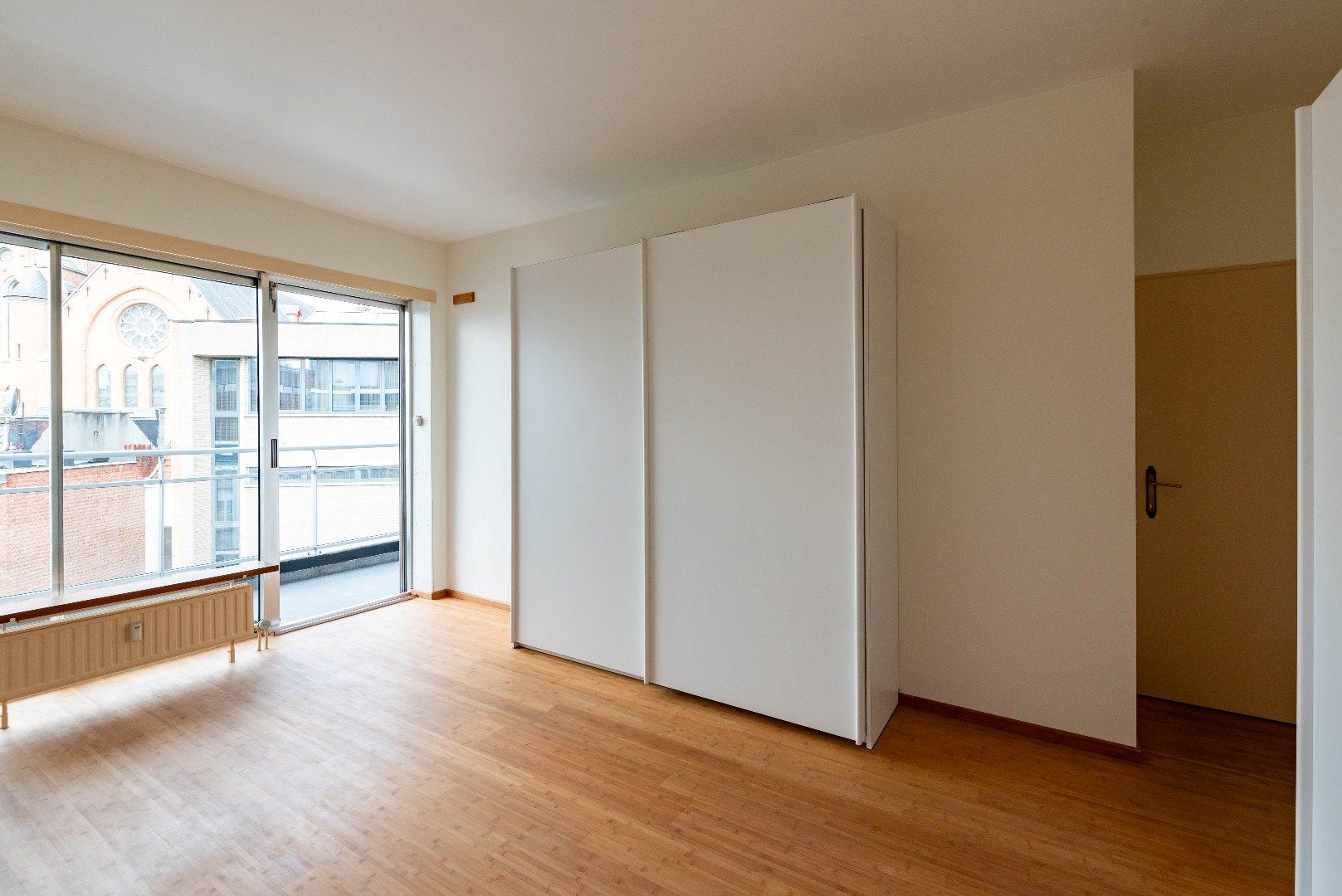 Instapklaar appartement met 2 slaapkamers op centrale ligging foto 7