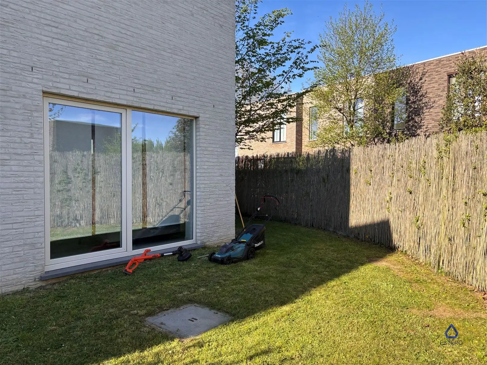 Moderne gezinswoning in een groene en rustige omgeving foto 7