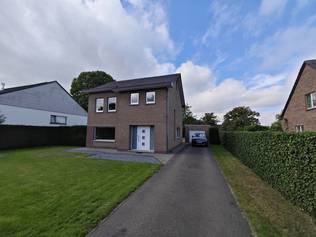 Vrijstaande woning in het groen foto 2