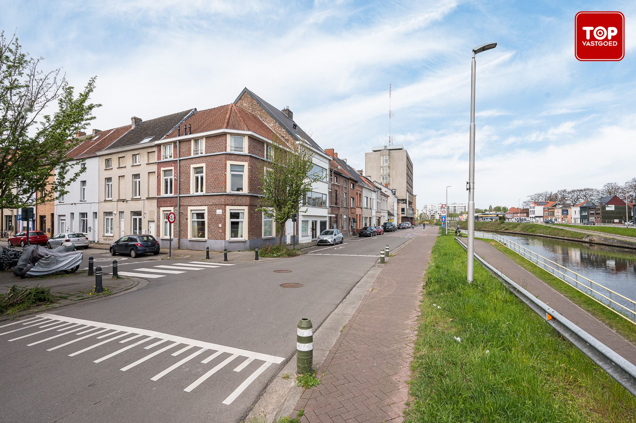 Instapklare woning met 3 slaapkamers foto {{pictureIndex}}