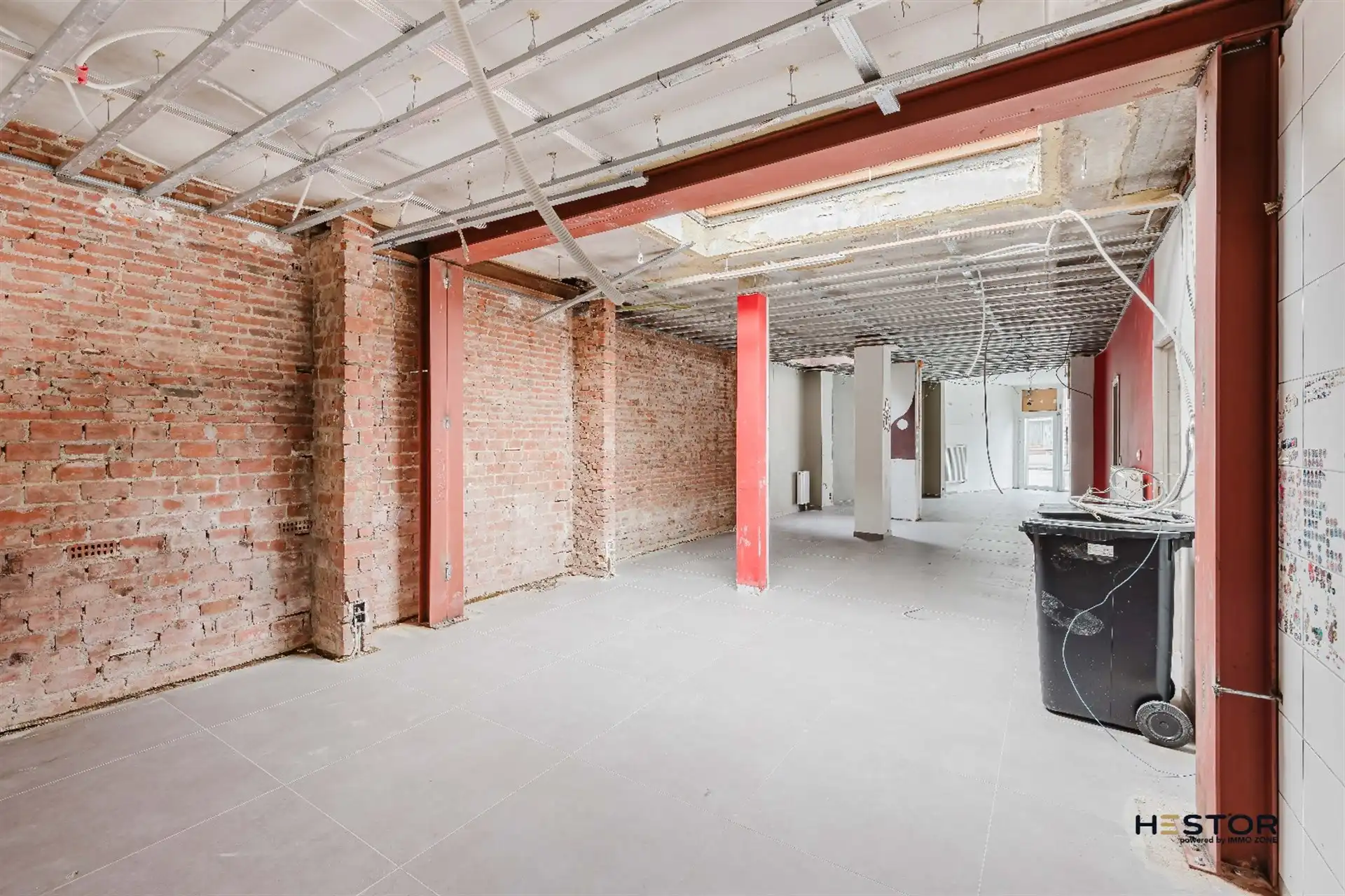 Te renoveren handelsruimte te Beveren foto 8