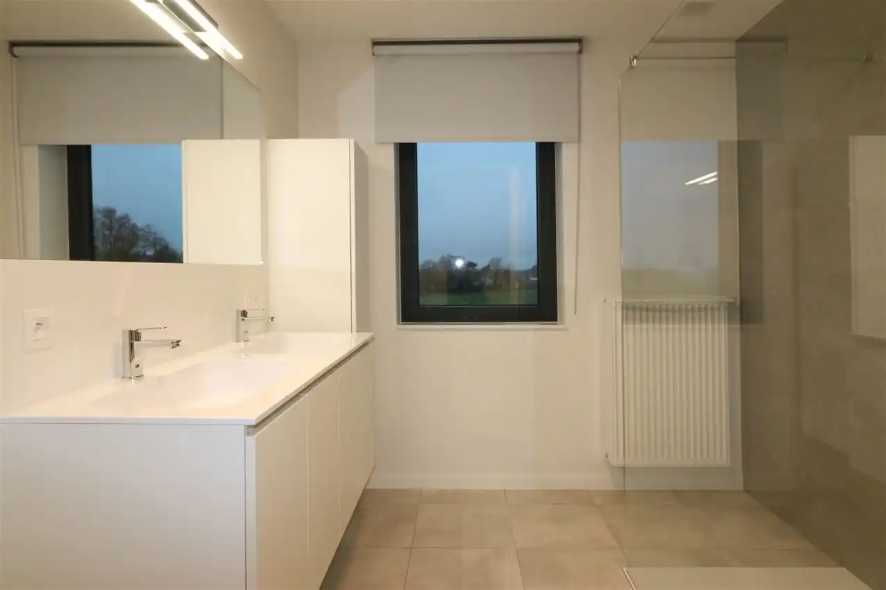 Nieuwbouw, energiezuinig, prachtige omgeving, garage foto 23