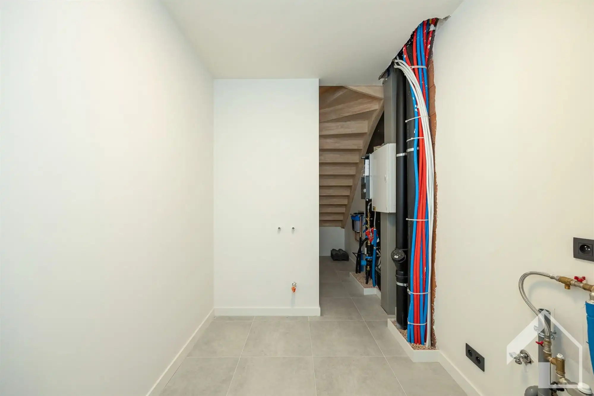 Prachtige nieuwbouwwoning (BEN) voorzien van alle comfort foto 7