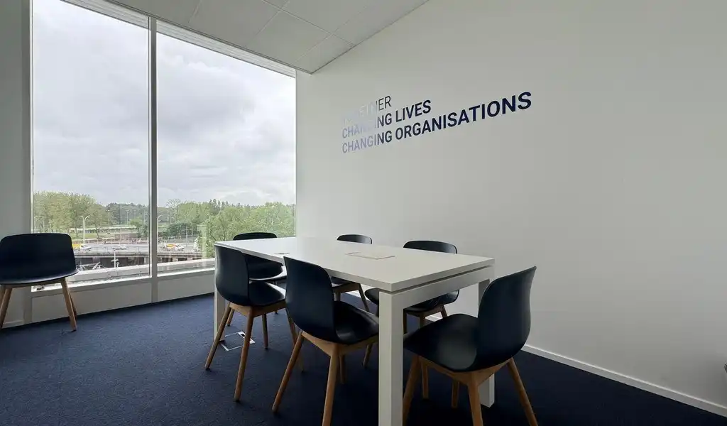 Instapklare kantoren te huur in Antwerp Ring Center foto 7