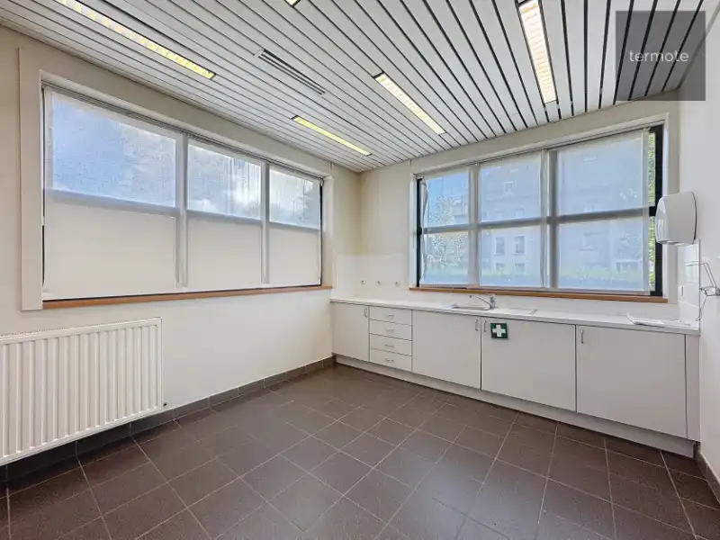 kantoor-/handelsruimte foto 9