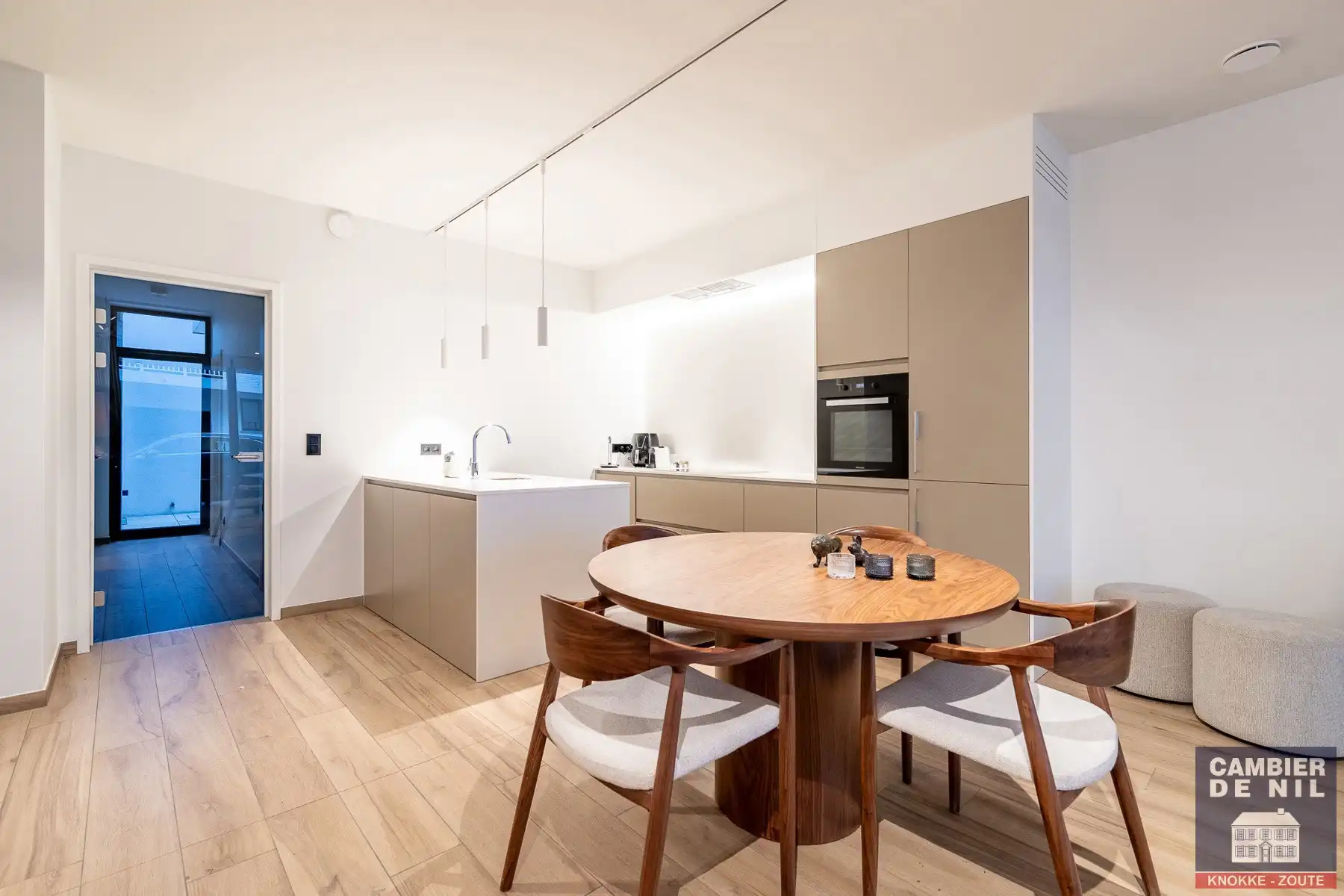 Gelijkvloers appartement nabij het Rubensplein en Lippenslaan te Knokke-Heist foto 11