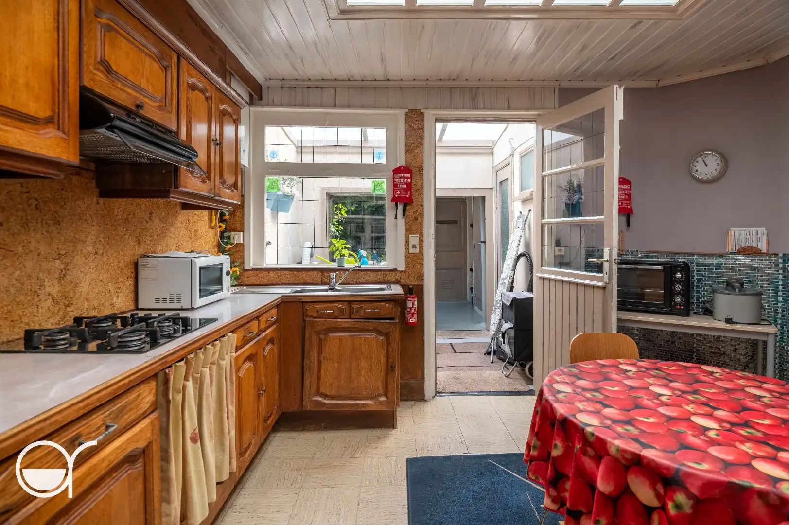 Ruime rijwoning op uitstekende locatie in Gent foto 7