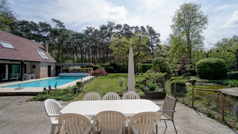 Villa van 270m² met bijgebouw van 100m² op 30 are met openluchtzwembad foto 33