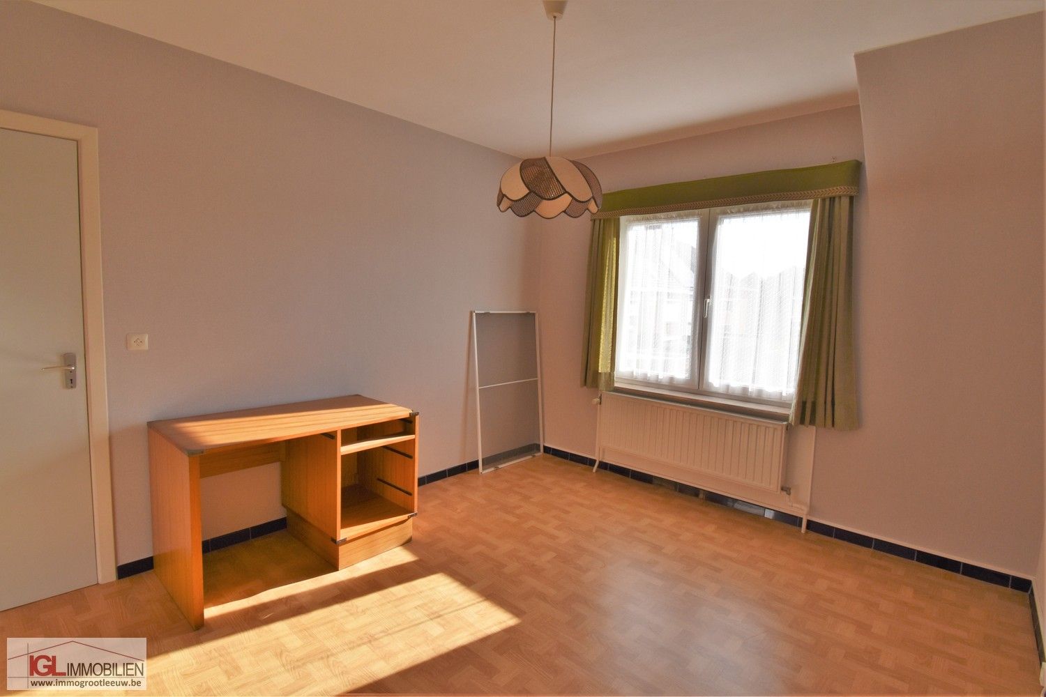 Bel-étage woning met garage zonnige tuin foto 12