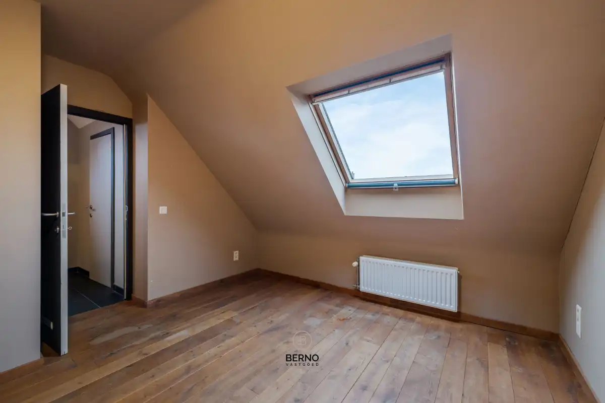 Duplex appartement met garage foto 15
