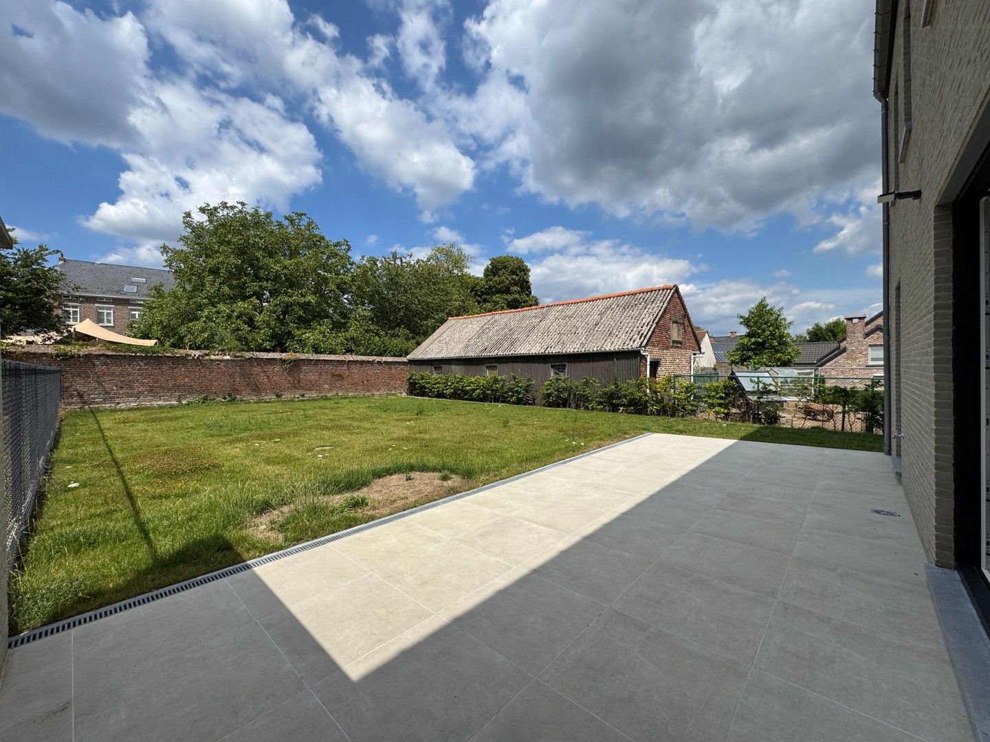 Nieuwbouwwoning met grote tuin en 4 slaapkamers foto 16