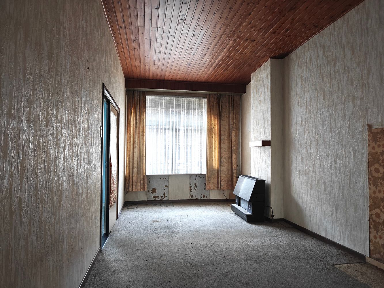 Te renoveren rijwoning met 3 slaapkamers en leuke tuin foto 9