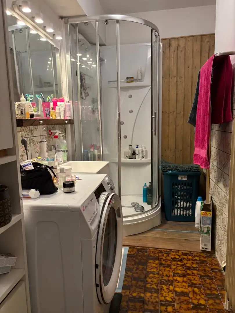 Ongemeubeld appartement met 2 slaapkamers foto 7