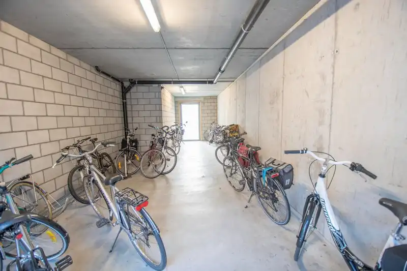 Instapklaar 1 slaapkamer appartement TE HUUR op topligging in Waregem 🏡✨ foto 11