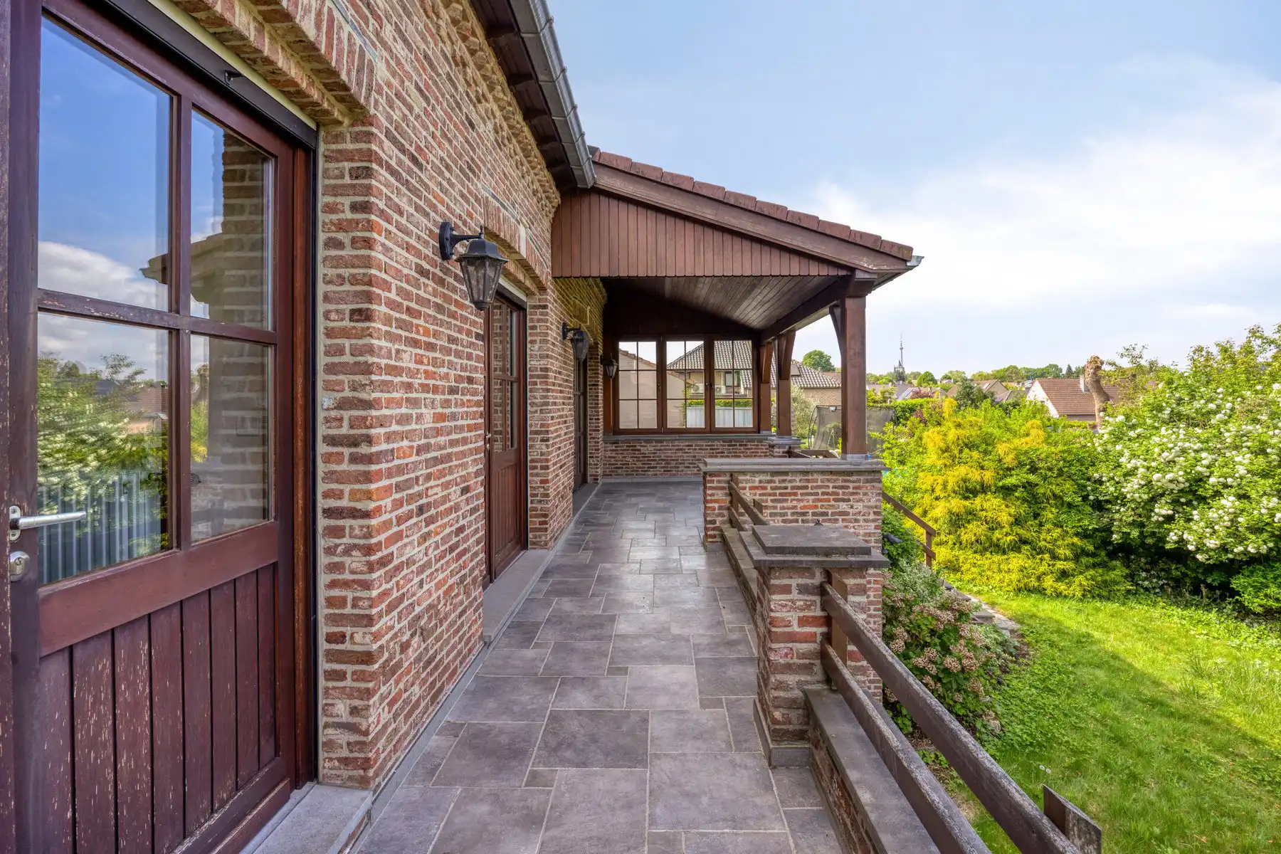Zeer rustig gelegen villa met veel mogelijkheden foto 10