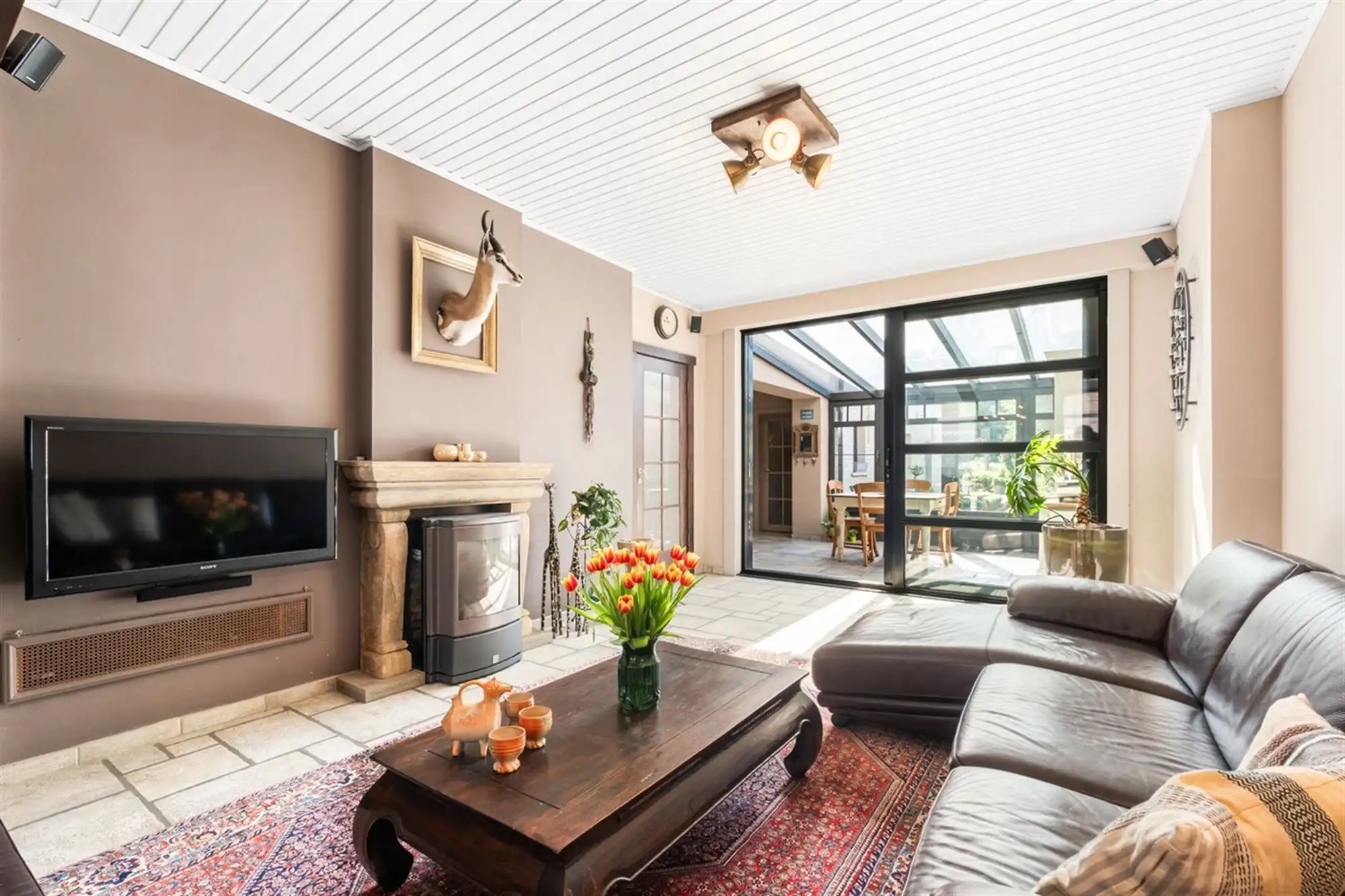RUIME WONING met grote GARAGE/LOODS/MULTIFUNCTIONELE RUIMTE foto 4