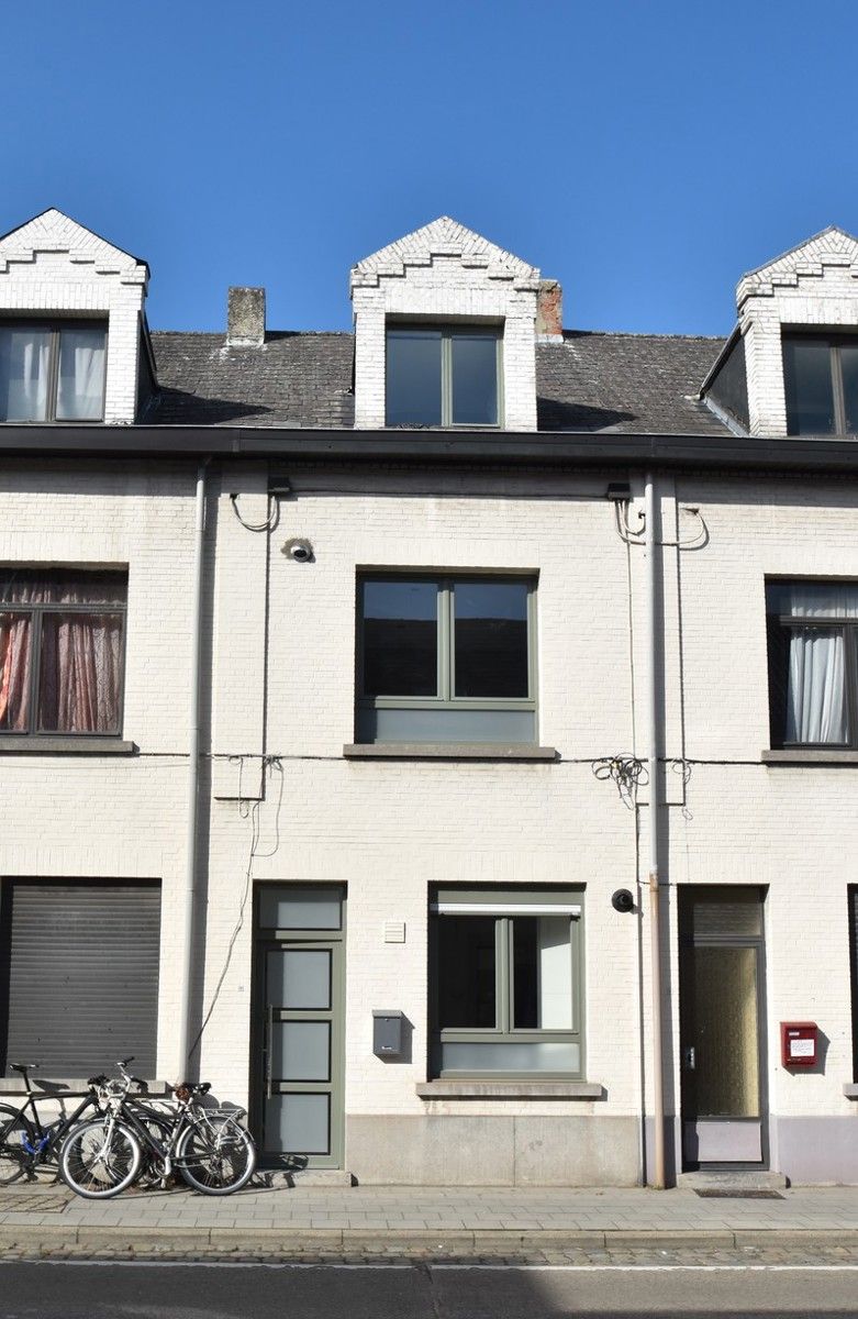 Recente woning met 3 slaapkamers, ruime badkamer en koertje  foto 14