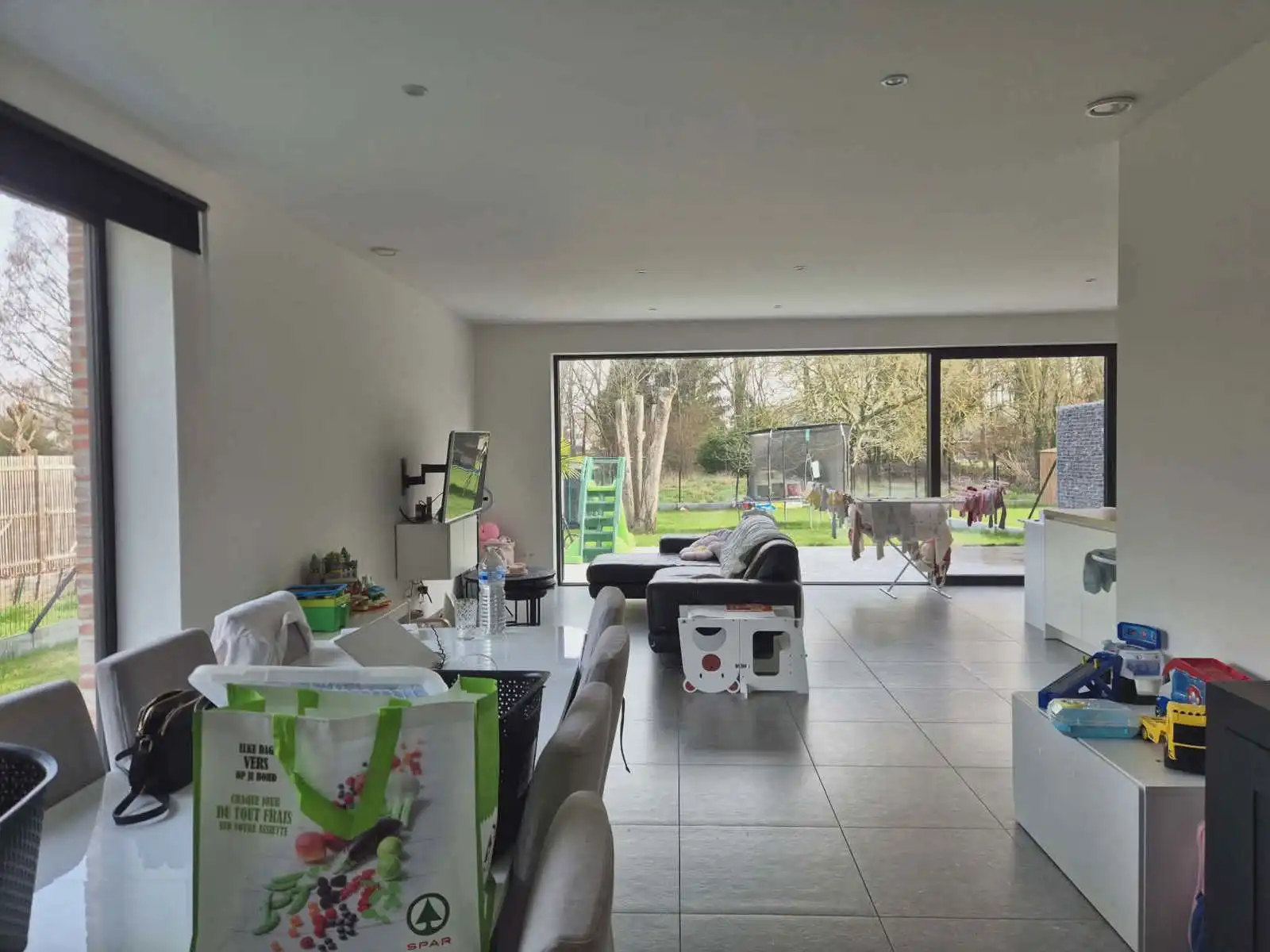 Nieuwbouwwoning met 4 slaapkamers en tuin - Lede foto 3