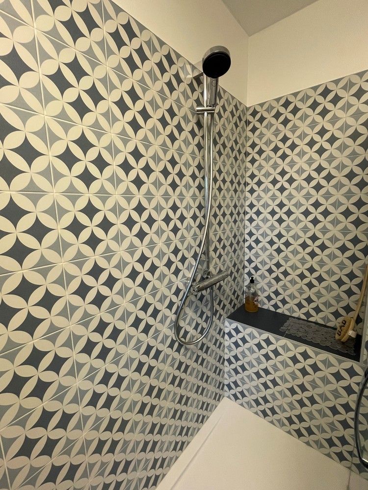 Gerenoveerd 3 slaapkamer appartement met garage foto 11