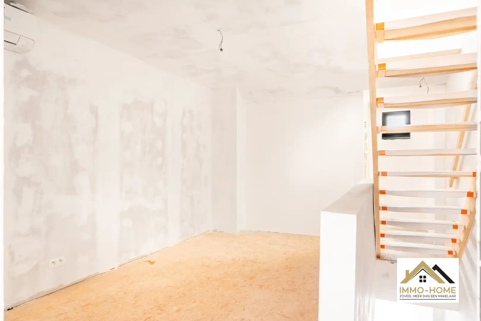 Structureel gerenoveerde woning met tuin foto 14