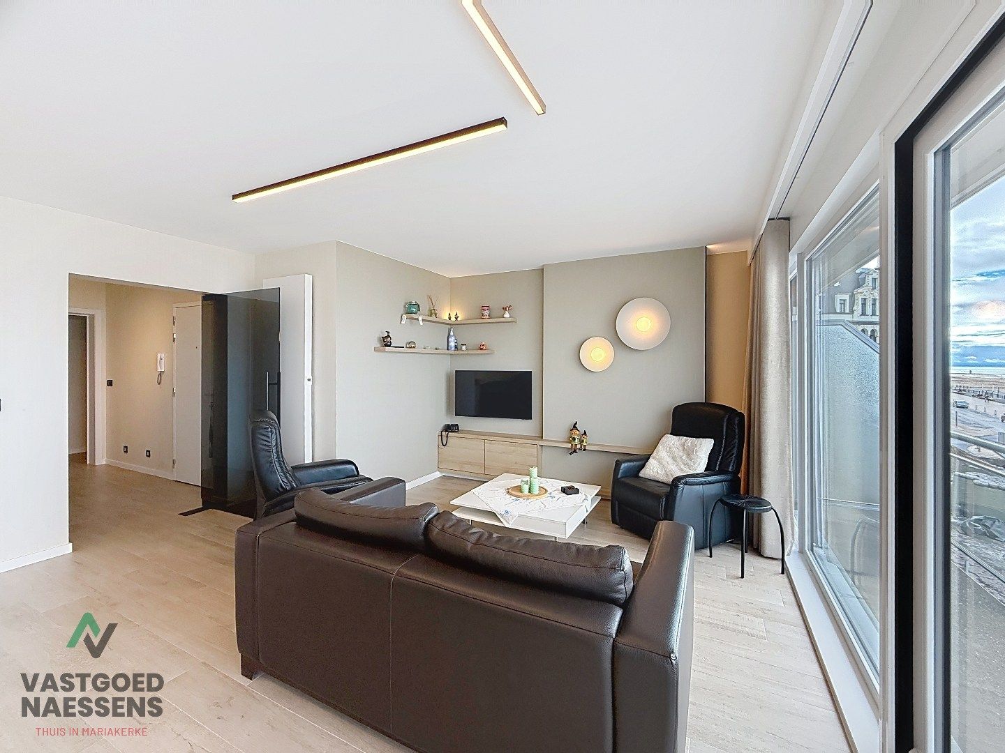 SCHITTEREND VERNIEUWD 3 SLPK APP MET ZICHT OP ZEE EN TERRAS foto 8