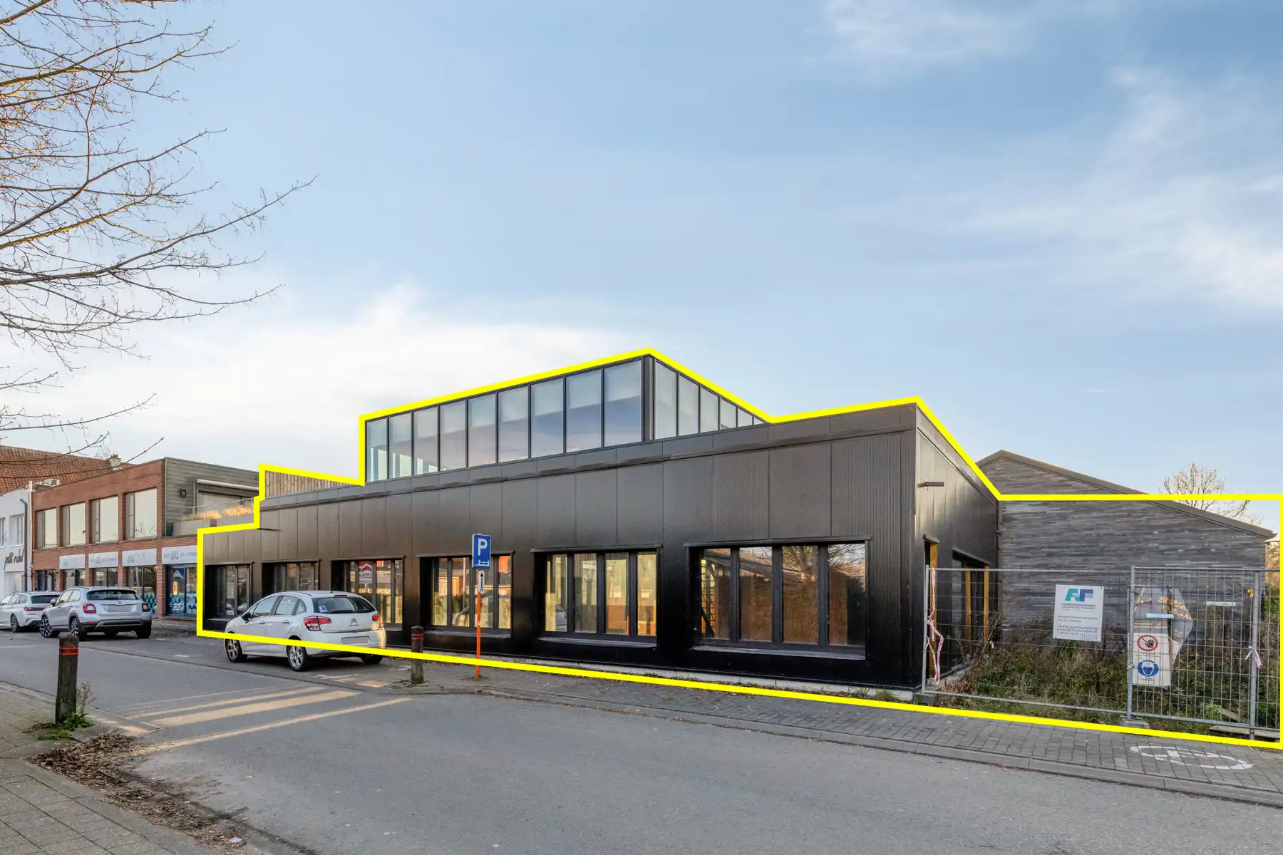 Casco af te werken loftwoning. foto {{pictureIndex}}