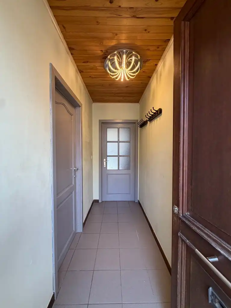 Rijwoning met garage te koop te Harelbeke foto 2