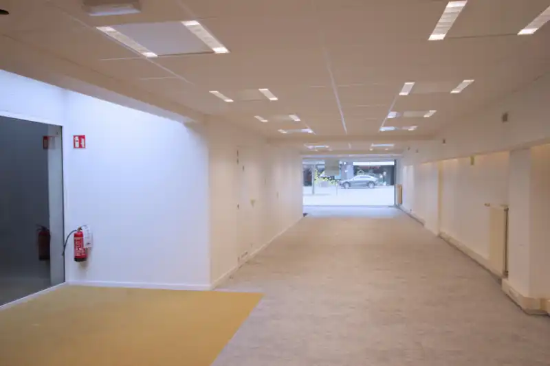 Kantoorruimte op de Markt van Deinze foto 8