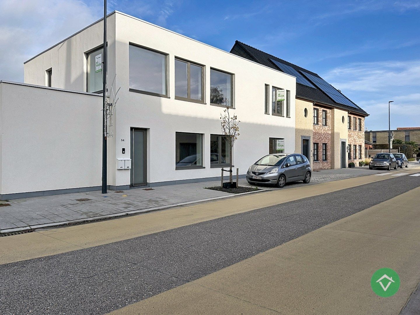 Volledig gerenoveerd appartement op de eerste verdieping met terras – De Mokker, Koekelare foto {{pictureIndex}}