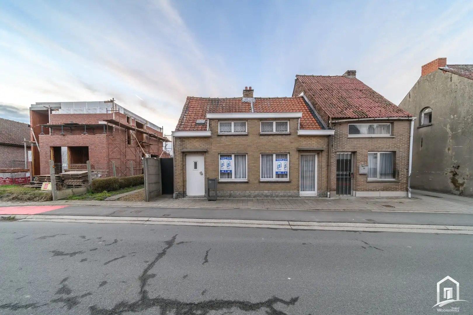 Te renoveren gezinswoning met zeer ruime tuin! foto 17