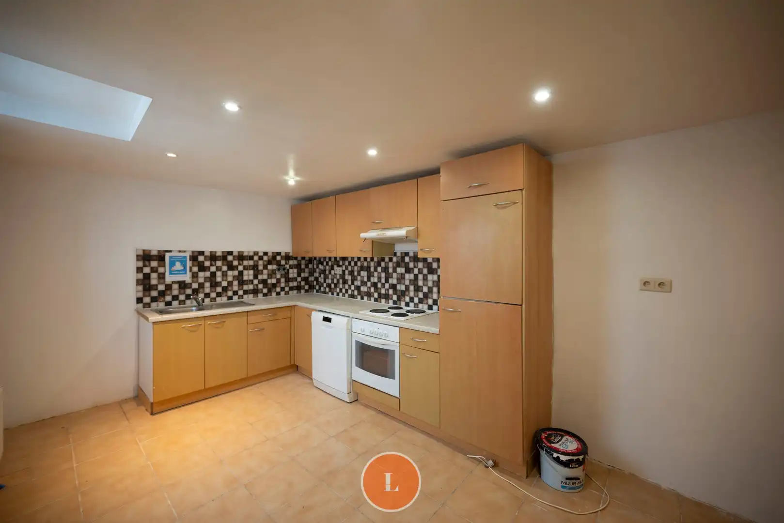 Huis met 4 slaapkamers te koop in centrum Menen foto 6