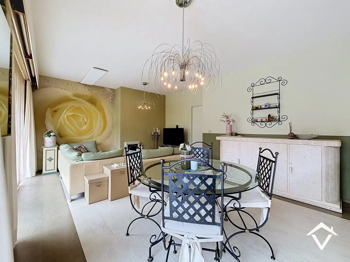 Ruim appartement met 3 slaapkamers, garage en terras te Roeselare foto 4