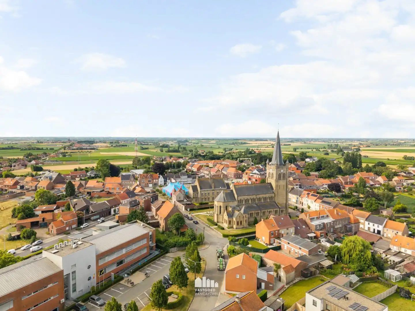 Recente halfopen woning (bj:2023) met landelijk uitzicht in Wijtschate foto 25