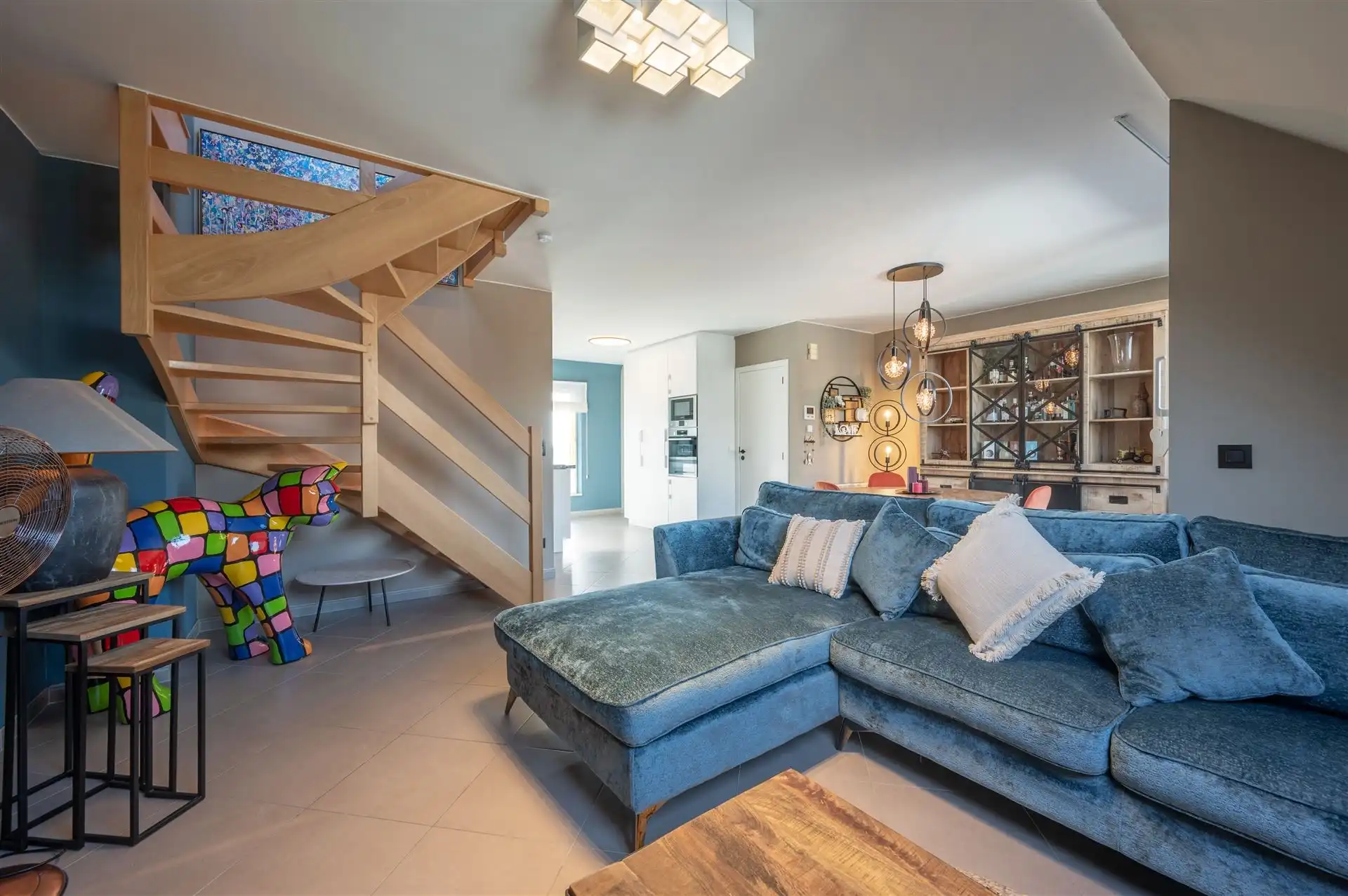 Ruime en stijlvolle duplex met terras en open zicht foto 8