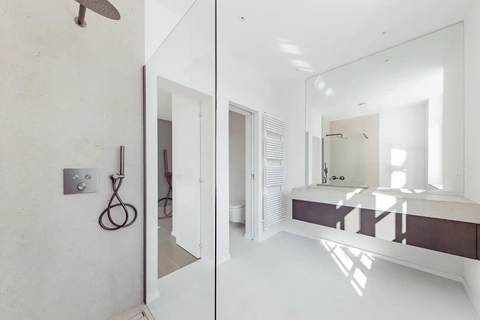 Prachtige, ruime villa in typische Zoute-stijl met centrale ligging in alle rust foto 32