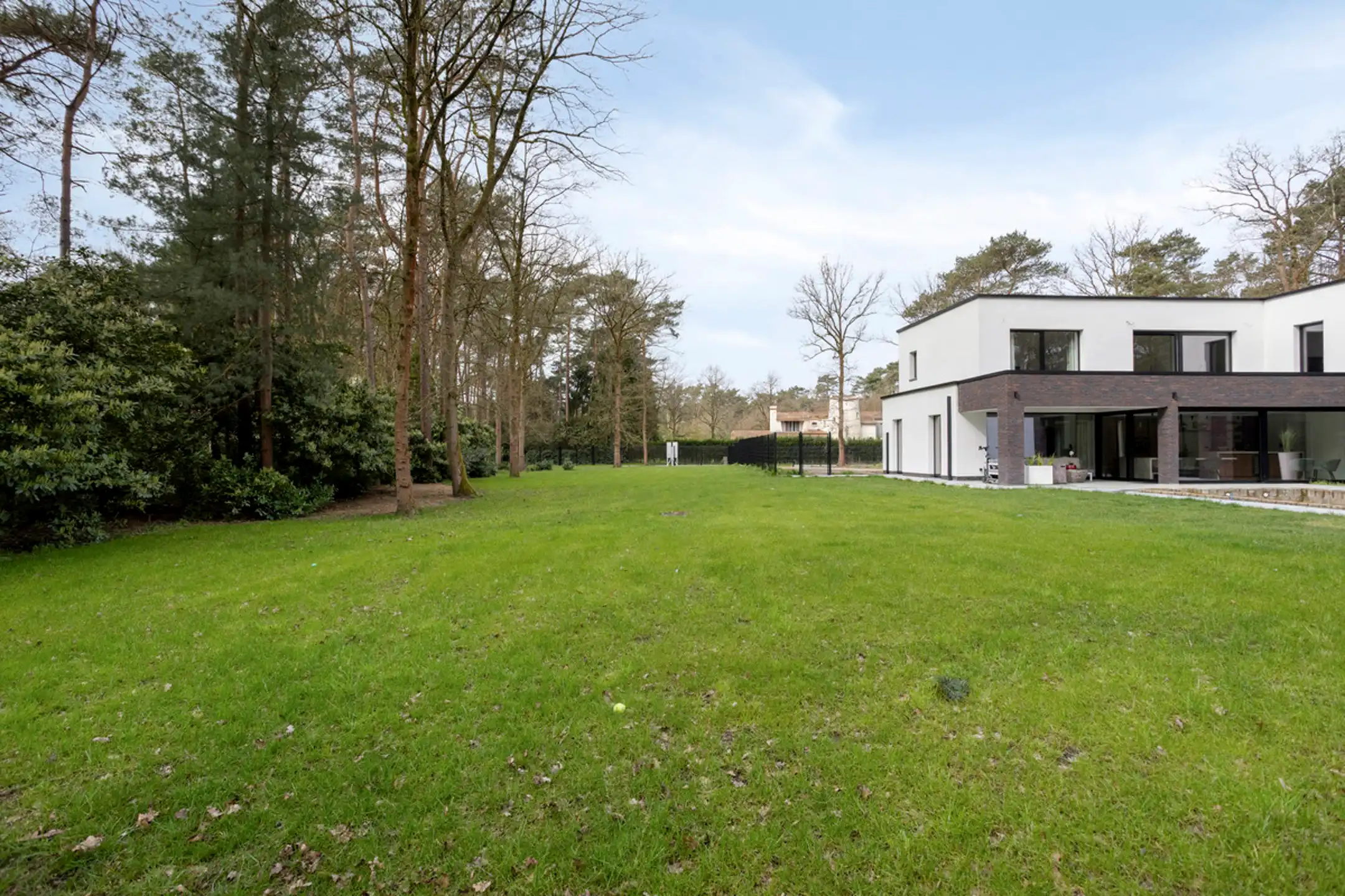 Bouwgrond op TOP-ligging foto 2
