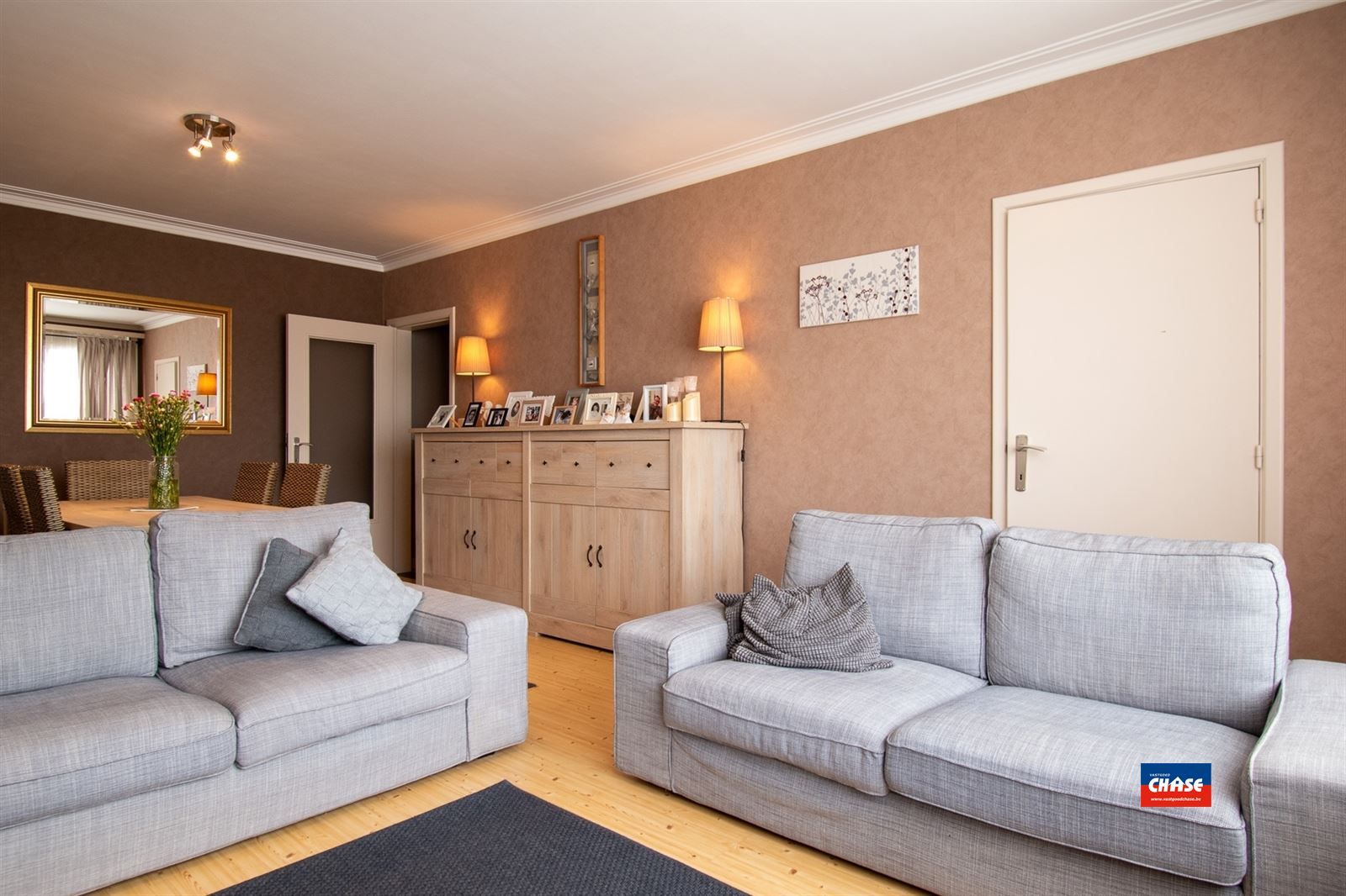Instapklaar appartement met 2 tot 3 slaapkamers, terrasje en garagebox foto 2
